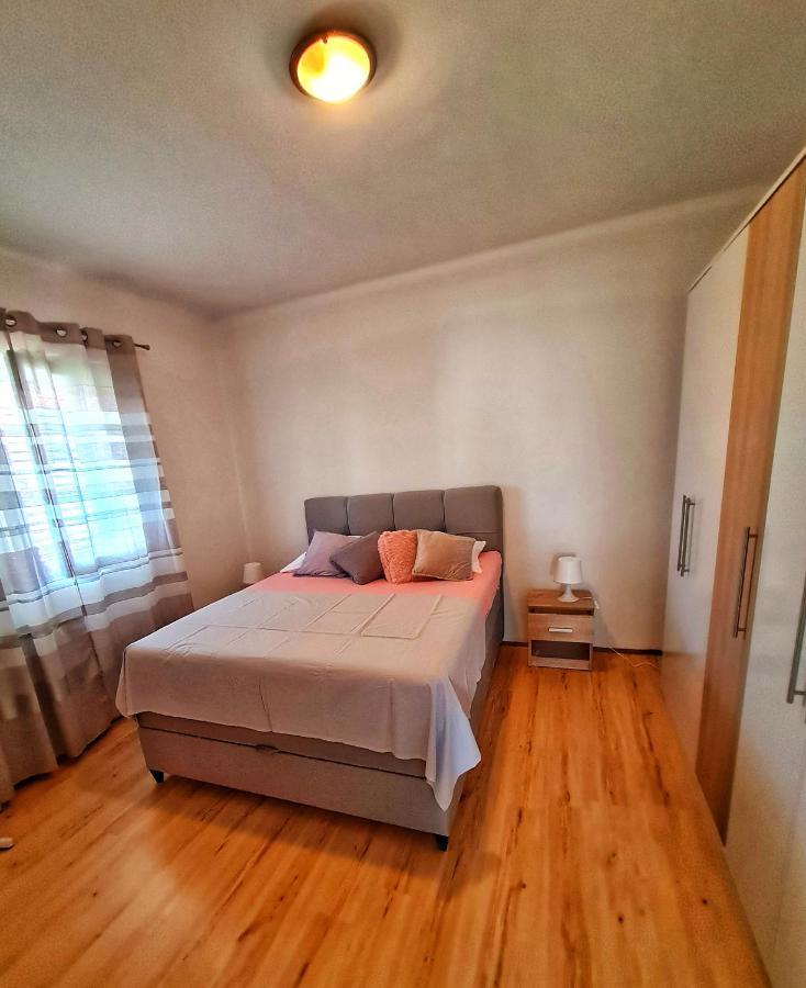 Apartmani Carmen Бибинє Екстер'єр фото