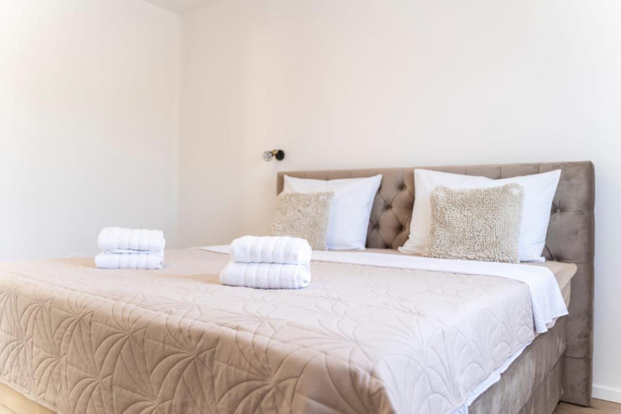 Apartmani Carmen Бибинє Екстер'єр фото