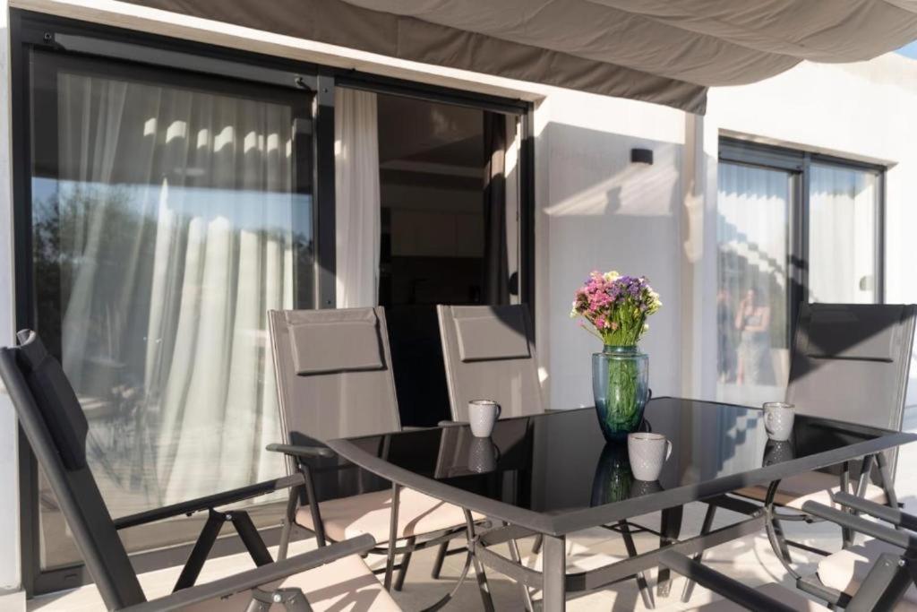 Apartmani Carmen Бибинє Екстер'єр фото